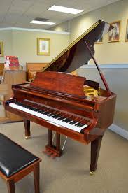 Story And Clark Player Baby Grand