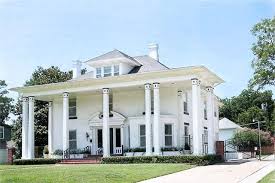 211 Sw F St Ardmore Ok 73401 Old Houses For Sale Colonial House Old Houses