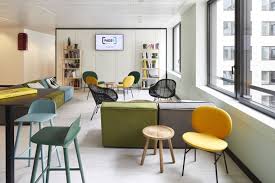 A Tour Of L Oreal S Elegant Paris Office Officelovin Cosy Living Room Interior Office Design