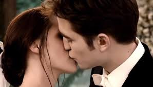 Jacob sonrió y la besó en la mejilla. Crepusculo Kristen Stewart Revelo Quien Le Dio El Mejor Beso Del Elenco Pero No Fue Ni Robert Pattinson Ni Taylor Lautner Cine Peliculas Nnda Nnlt Depor Play Depor
