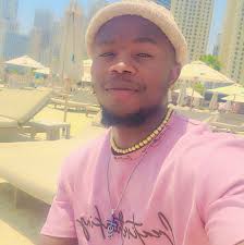 What's the pettiest reason you stopped talking to someone? Don't lie. 😭👀