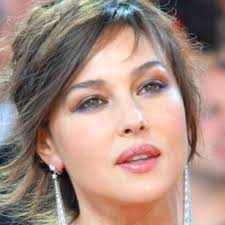 Monica anna maria bellucci was born on september 30, 1964 in the italian village of città di castello, umbria, the only child of brunella briganti and pasquale bellucci. Monica Bellucci Fan Club Home Facebook