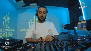 Quando gli agenti sono giunti all'ospedale del capoluogo, hanno scoperto che la vittima dell'aggressore era il famoso dj 33enne, arrivato in. Joseph Capriati Live The Ritual Radio Show 2018 Live Dj Set Video