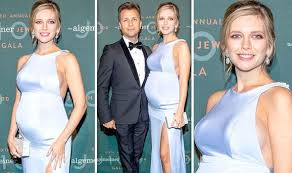 The countdown star made use of the show's iconic board for her fun instagram announcement on wednesday (14 april) morning. Rachel Riley Pregnant Countdown Star Exposes Major Sideboob In Rare Appearance With Pasha Celebrity News Showbiz Tv Express Co Uk