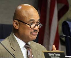 Mud flies over single-member districts