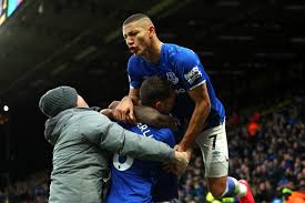 Everton forward richarlison is on real madrid's radar and could be reunited with carlo ancelotti at the bernabeu. Everton Star Richarlison Talks 1st Encounter With Idol Ronaldo I Just Froze Bleacher Report Latest News Videos And Highlights