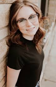 Hey everyone! My name is Brooke, I am starting at Urban Escape Salon and  Spa in May, I will be offering hair services, facials and coming soon is  head spas!! During May