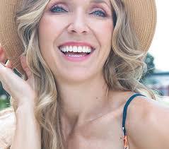 Randi Harvey's Instagram, Twitter & Facebook