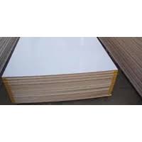 Karena terbuat dari kayu, triplek pada umumnya memang memiliki warna cokelat. Jual Melamin Harga Murah Distributor Dan Toko Beli Online