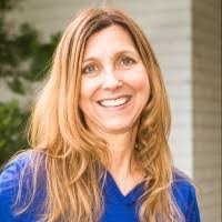 Debbie Mcvicker's Instagram, Twitter & Facebook