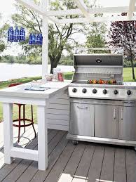 25 Amazing Modern Outdoor Kuche Und Grillstation Im Garten 25 Amazing Modern Outdoor Kuche Modern Outdoor Kitchen Outdoor Kitchen Decor Outdoor Grill Station