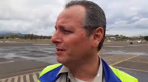 El licenciado Claudio Moncada, Gerente del Aeropuerto Toncontín nos brinda  sus impresiones respecto a la visita de los diplomantes de Gestión de  Sistemas Aeroportuarios que imparte el departamento de ...