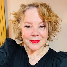 Away from home atm. Can someone tell me the internal size of the basket  please in the Speedi in inches please? Wanting to purchase a silicone  basket or two! TIA 😊👍🏻