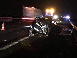 Les pompiers de leucate ont mis deux heures pour. Pas De Calais Accident Mortel Sur L A1 Avec Un Automobiliste De La Somme