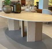 Mesa de Jantar Tríplice - Ø 2,6 m - Freijó Névoa - Mármore Travertino  navona Anticato