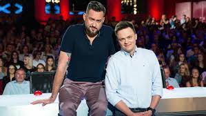Szymon jest bardzo zajętym człowiekiem, ma nie tylko prowadzi hitowy program tvn mam talent!, ale założył fundację charytatywną, która. Szymon Holownia Odchodzi Z Mam Talent