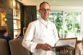 Maybe you would like to learn more about one of these? Ob Kucher S Weinwirtschaft Die Heimatbuhne Oder Ein Aussergewohnliches Kulinarium Im Gourmetrestaurant