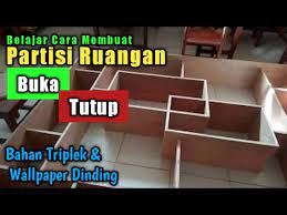 Anda harus mencobanya sendiri agar dengan membikin sendiri rak buku maka bisa menghemat uang bukan hanya itu namun juga bisa meningkatkan keahlian anda dalam membuat rak buku.kalau anda membuat rak buku menggunakan potongan kayu poplar ¾ x 11 2 dengan tepi dari triplek. Cara Membuat Partisi Ruangan Dari Triplek Dan Walpaper Dinding Sekat Ruangan Buka Tutup Youtube