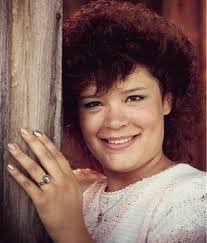 Gilda Barton's Instagram, Twitter & Facebook