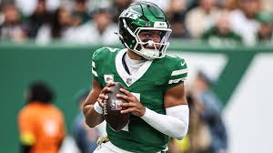 Could the Jets ultimately keep QB Justin Fields?