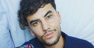 Niall Aslam Left Love Island After Suffering From Stress Induced Psychosis