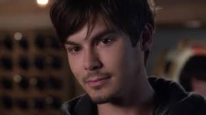 Will 'Pretty Little Liars' Actor Tyler Blackburn Star In 'Riverdale' Season  2?