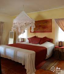 Résultat de recherche d'images pour "hotel bed"