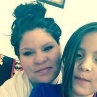 Suzanne Quincy's Instagram, Twitter & Facebook