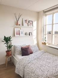 13 Bedding Colour Schemes You Should Definitely Try In Your 20 S Apartment Bedroom Decor Apartment Decorating College Bedroom College Bedroom Apartment