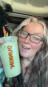 Amber Dunkin's Instagram, Twitter & Facebook