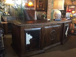 Western Office Desk Beautifully Constructed Of Solid Mango Hardwood With A Rope Edge Carving Featuring Executive Office Desk Western Office Executive Office
