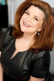 Renee Lawless's Instagram, Twitter & Facebook