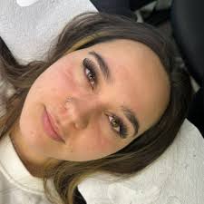 Beautiful Zara! Long time client, now friend. Thanks for your loyalty! 🫶  LOWER HUTT bookings now open every Thursday until late for dream brows,  lash extensions and lash lifts! @sasshairandco