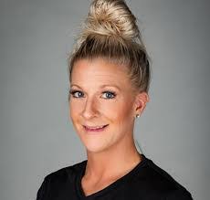 Ashley Mcmurtry's Instagram, Twitter & Facebook