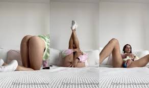 Bondibrat Puts Dildo in Her Tight Wet Pussy Onlyfans Video | Thothub.