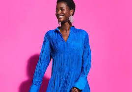 H&m studio has existed for years as a space for experimentation within the huge hennes & mauritz empire. H M Studio On Adore La Collection Tres Solaire Printemps Ete 2020 Elle