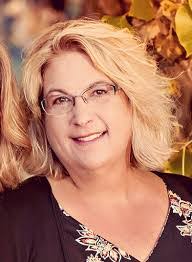 Angela Epley's Instagram, Twitter & Facebook