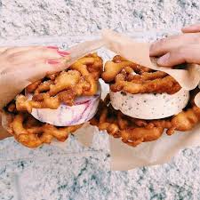 50 Epic Desserts You Need To Eat In La Before You Die Fun Desserts Food Food Places