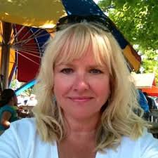 Dr. Courtney Batt, MD