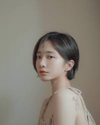 은비さんはinstagramを利用しています 4월의 끝자락 어느 순간 오랜만인 촬영 솔이가 예뿌게 담아줬다 스냅 개인화보 프로필 촬영문의 는 sol pine ทรงผมบ อบ ทรงผมส น ไอเด ยทรงผม