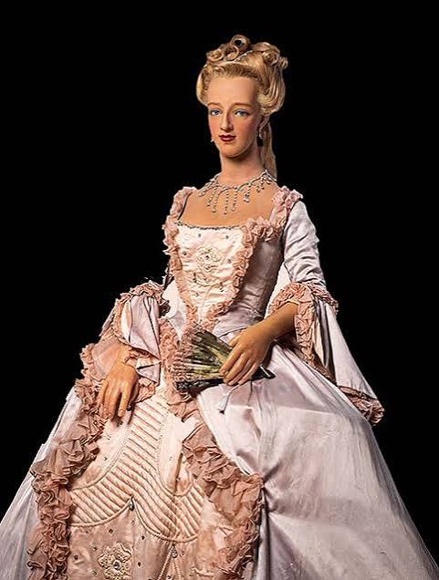 Marie Antoinette Biography and Legacy