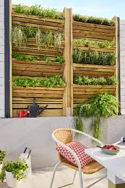 Un Mur Vegetal Comme Potager Mur Vegetal Mur Vegetal Exterieur Jardinieres Murales Exterieures
