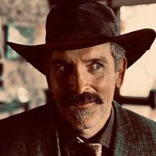 Allison Ngo (@AllisonInTheNgo)