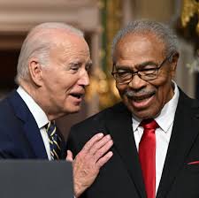 Rev. Wheeler Parker's Trip to The White House for the Emmett Till Monument  Ceremony