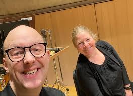 Tom Mccaslin's Instagram, Twitter & Facebook