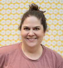 Today is the start of IG Quilt Fest 2025, so that means it's introduction  day! Thank you once again to @amyscreativeside for the organization and  inspiration to share all about quilting this