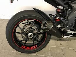 Exhaust mivv gp / carbon. Triumph Speed Triple 1050 2011 2015 Carbon Fersenplatten