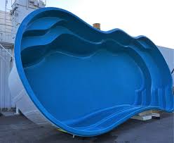 The Fantasy Fiberglass Swimming Pool From Imagine Pools Is One Of Our Most Popular Designs Offering Fiberglass Swimming Pools Swimming Pools Fiberglass Pools