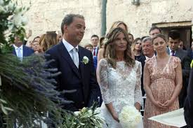 Le parole dell'esponente politica di forza italia. Cafonal Ravetto Ginefra Laura Si Sposa Con La Coscia Sguainata Dario Con La Mano In Caciara Cafonal