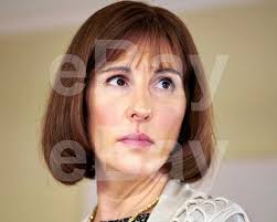 FRIDAY NIGHT DINNER (TV) Tamsin Greig "Jackie" 10x8 Photo £2.79